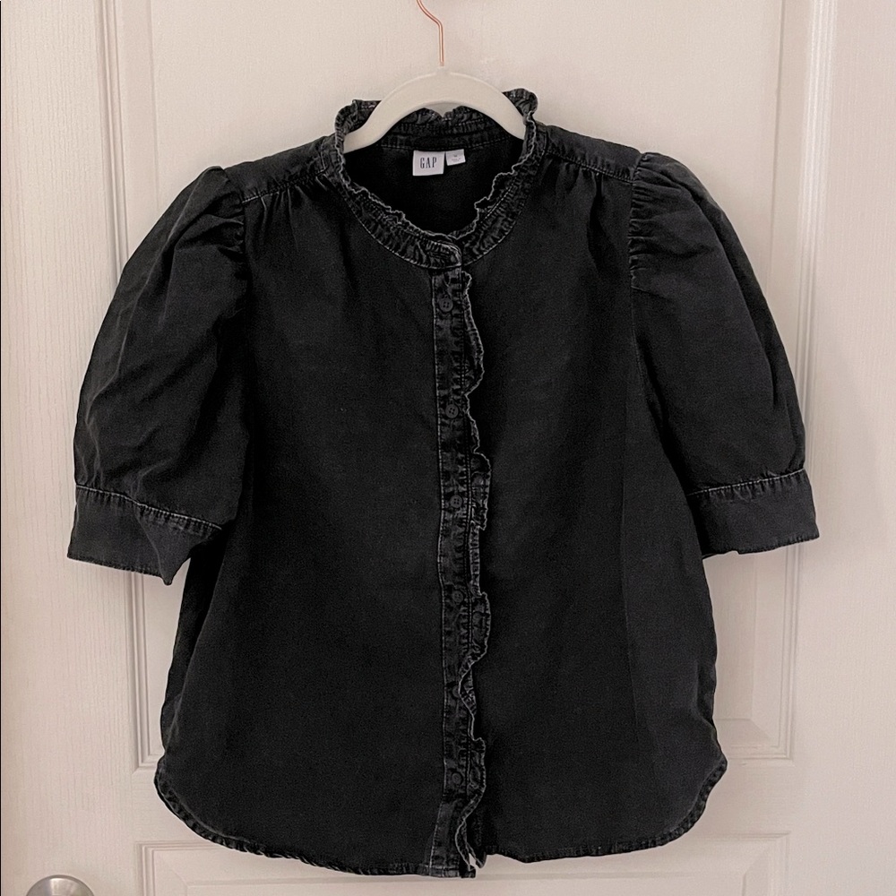 GAP Factory Puff-Sleeve Denim Button-Up Top Ruffle Collar | Black Wash | Size M
